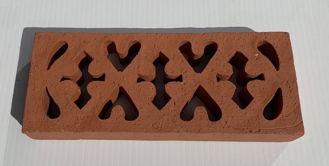Vent No.1 external terracotta single brick, reproduction of heritage vent, locally made, 211 x 85 x 33mm. Please contact us for current stock levels and orders. $36