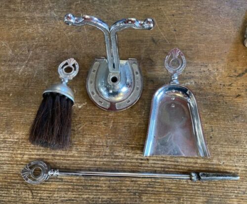 Horseshoe fireside hand tools set, petite, 37cm H, brush, poker and ashpan (F73) $65