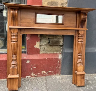 Edwardian polished timber mantel with pillared legs and bevelled mirror - Image 3