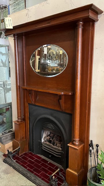 Classic oak polished pillared mantel with oval bevelled mirror - Image 3