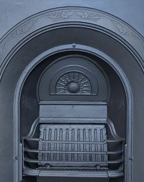 ON HOLD V65 Ivy design original arched cast iron fire insert fully restored by Feds, 945 x 945mm - Image 2