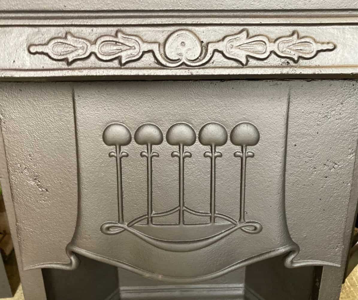 Original fully restored Austral #50 Arts and Crafts / Art Nouveau cast iron fire insert, 965 x 965 - Image 2
